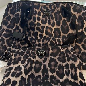 Black leopard multi collapses tote bag with mini cosmetic bag
